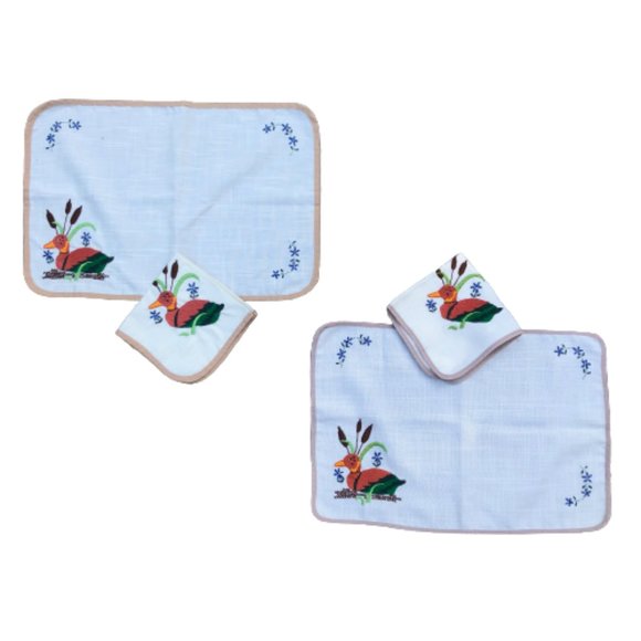 NWOT Vtg Set: Madeira Linen Embroidered Mallard Duck 2 Placemats + 2 Napkins - Picture 3 of 6